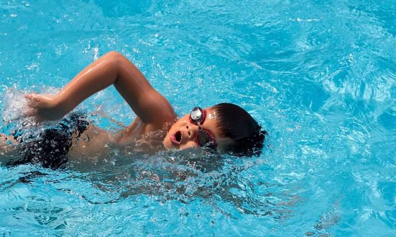 Benarkah Berenang Baik untuk Penderita Asma?